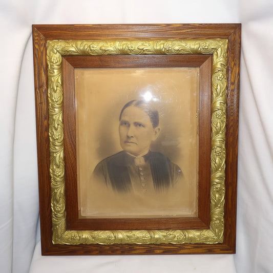 Antique Three-Piece Oak Picture Frame with Charcoal Portraits