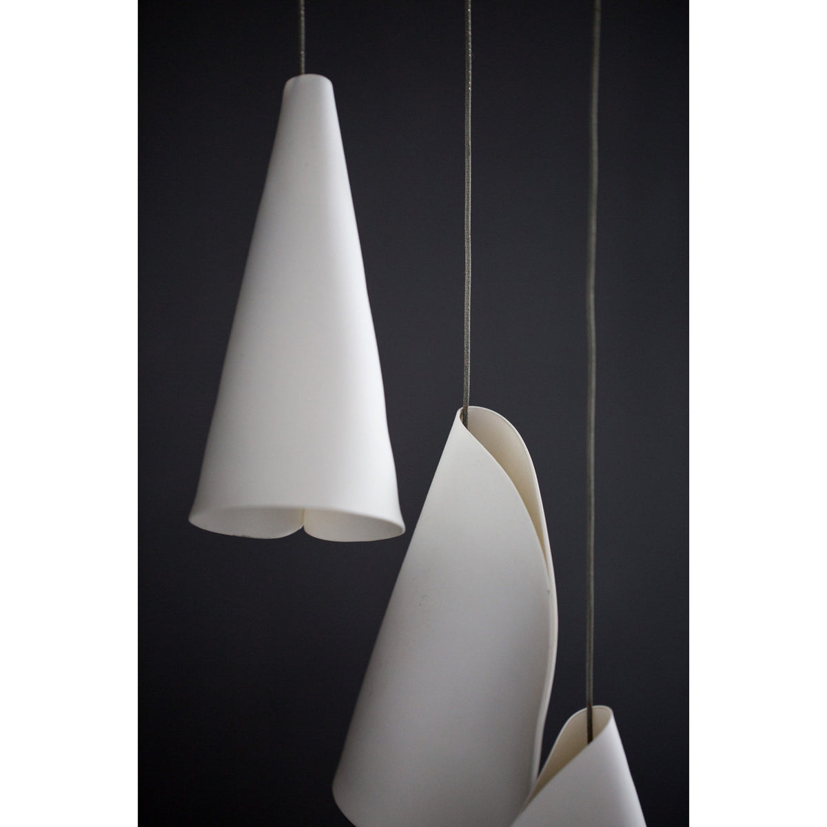 21 Thin Porcelain Pendant Lamp