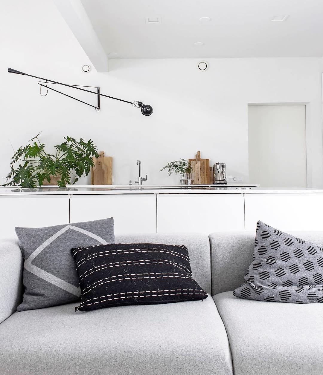 Long Arm Wall Lamp Wall lamp