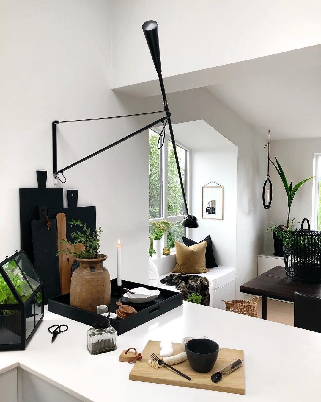 Long Arm Wall Lamp Wall lamp