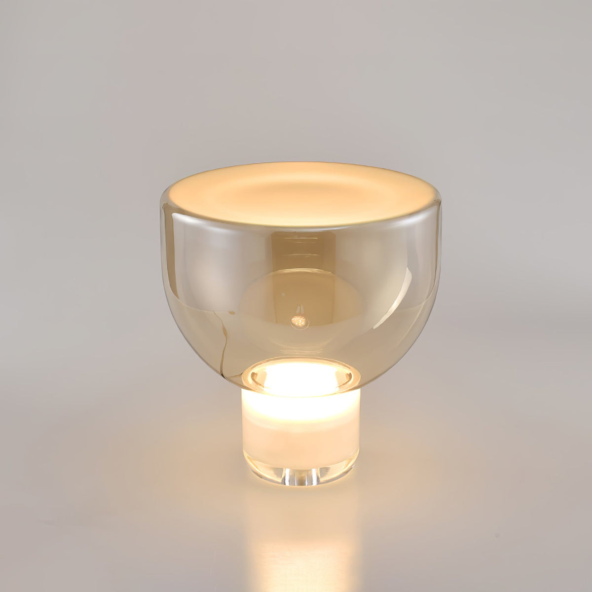 Aella Table Lamp ∅ 12.5″ x H 13.3″ / Dia 32cm x H 34cm / Cognac / US plug Table lamp