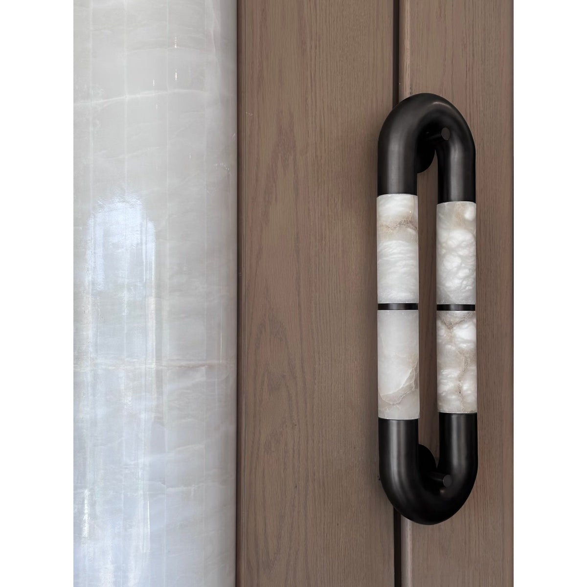 Alabaster Banded KoKo Sconce