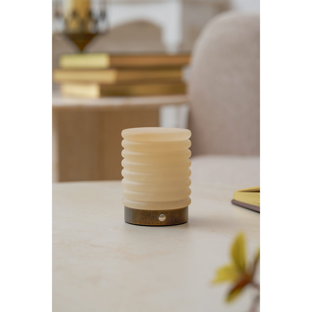 Alabaster Striped Table Lamp (Built-in Battery)