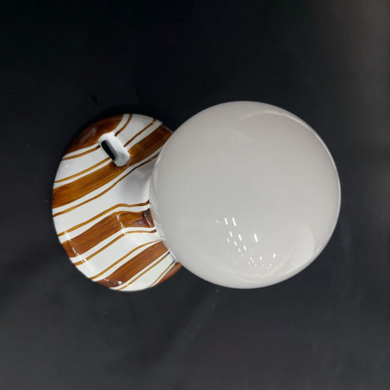Ambrette Wall Lamp
