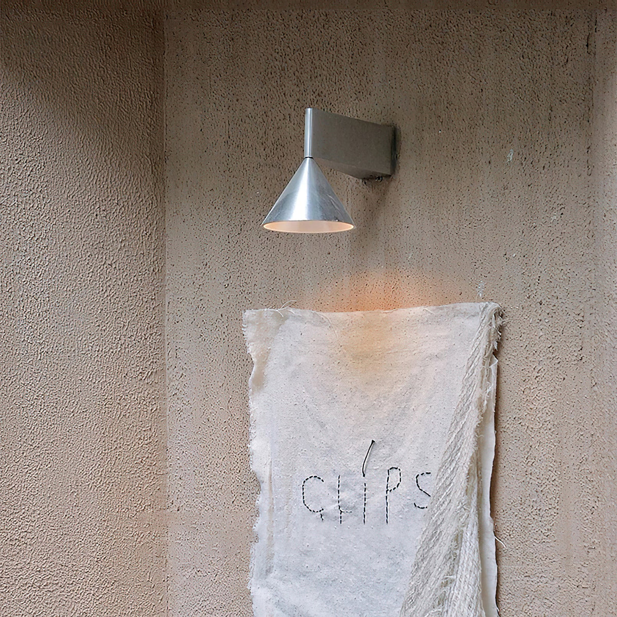 Apollo Aluminum Wall Lamp