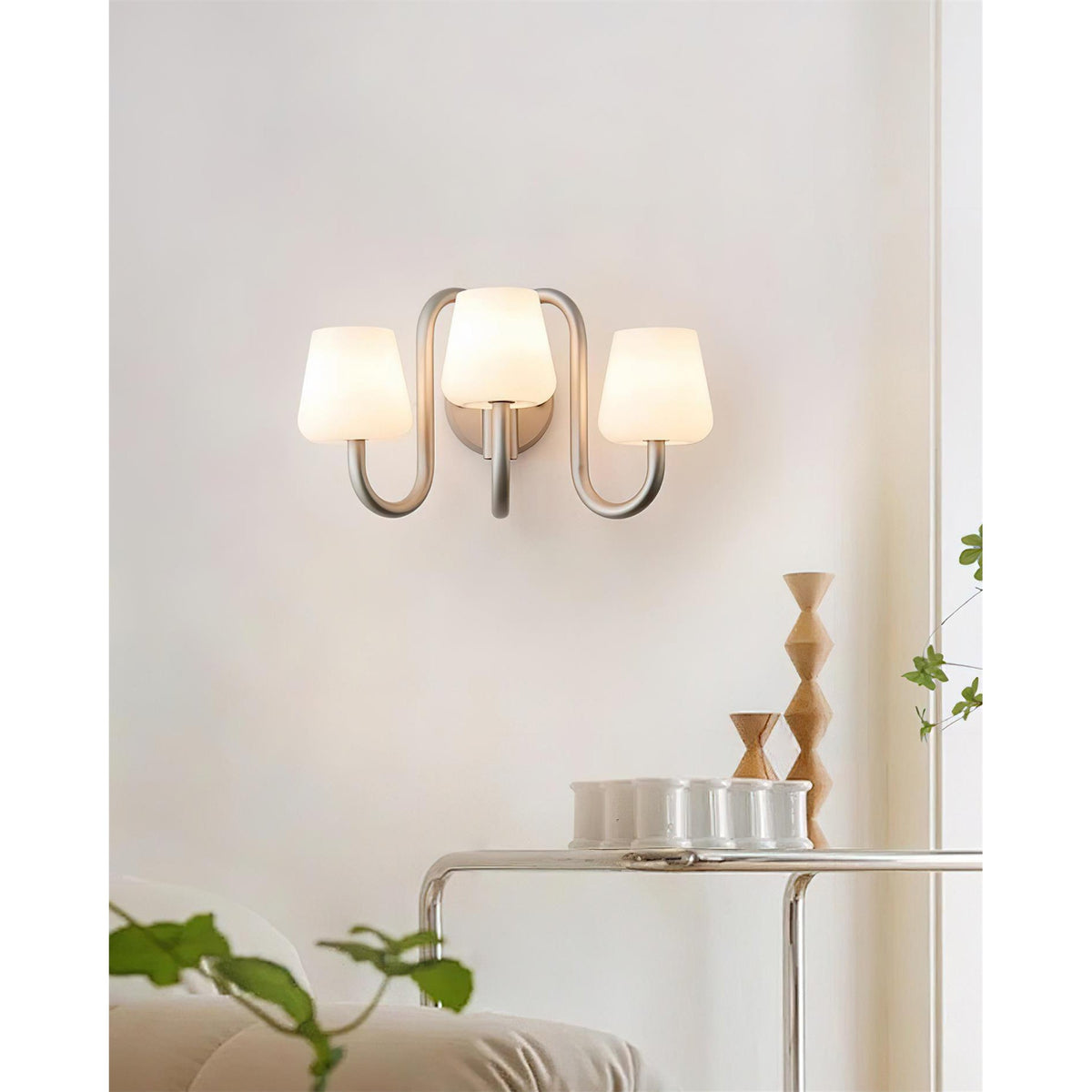 Apollo Wall Lamp