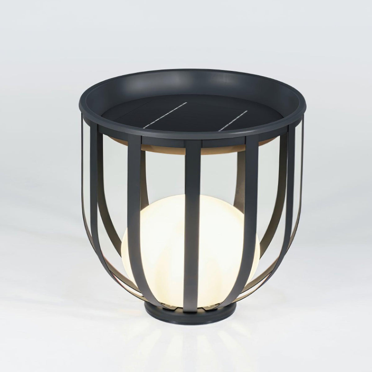 Bols Outdoor Garden Lamp ∅ 21.7″ x H 21.3″ / Dia 55cm x H 54cm / B: Solar-Powered Version / Warm Light Floor lamp