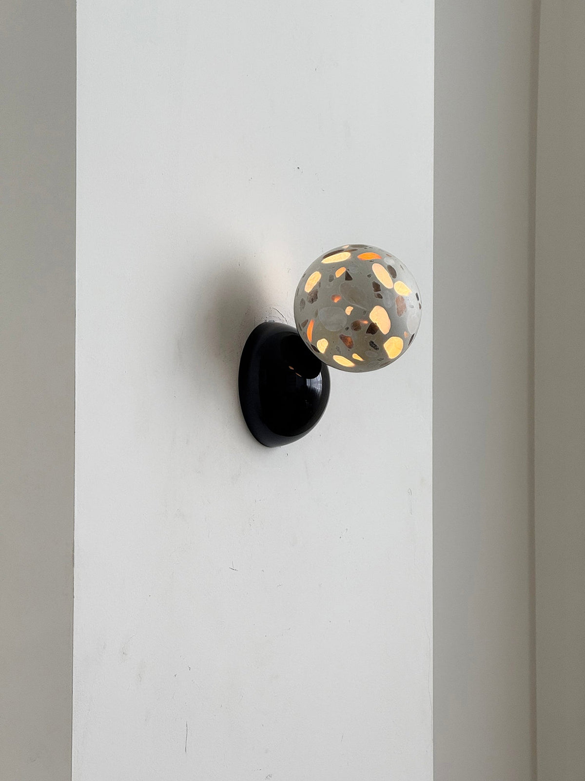Callisto Eclipse Wall Lamp