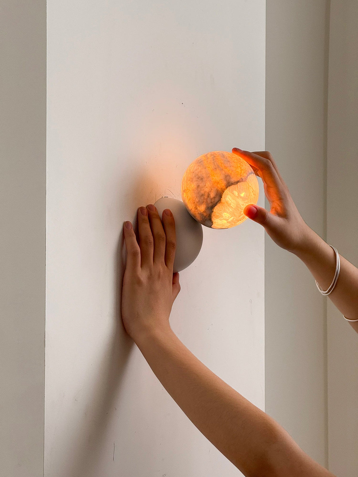Callisto Eclipse Wall Lamp
