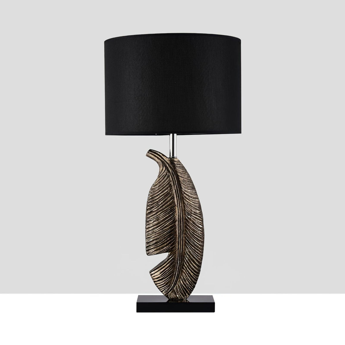Cayo Table Lamp ∅ 14.1″ x H 25.5″ / Dia 36cm x H 65cm / Black + Gold / US plug Table lamp