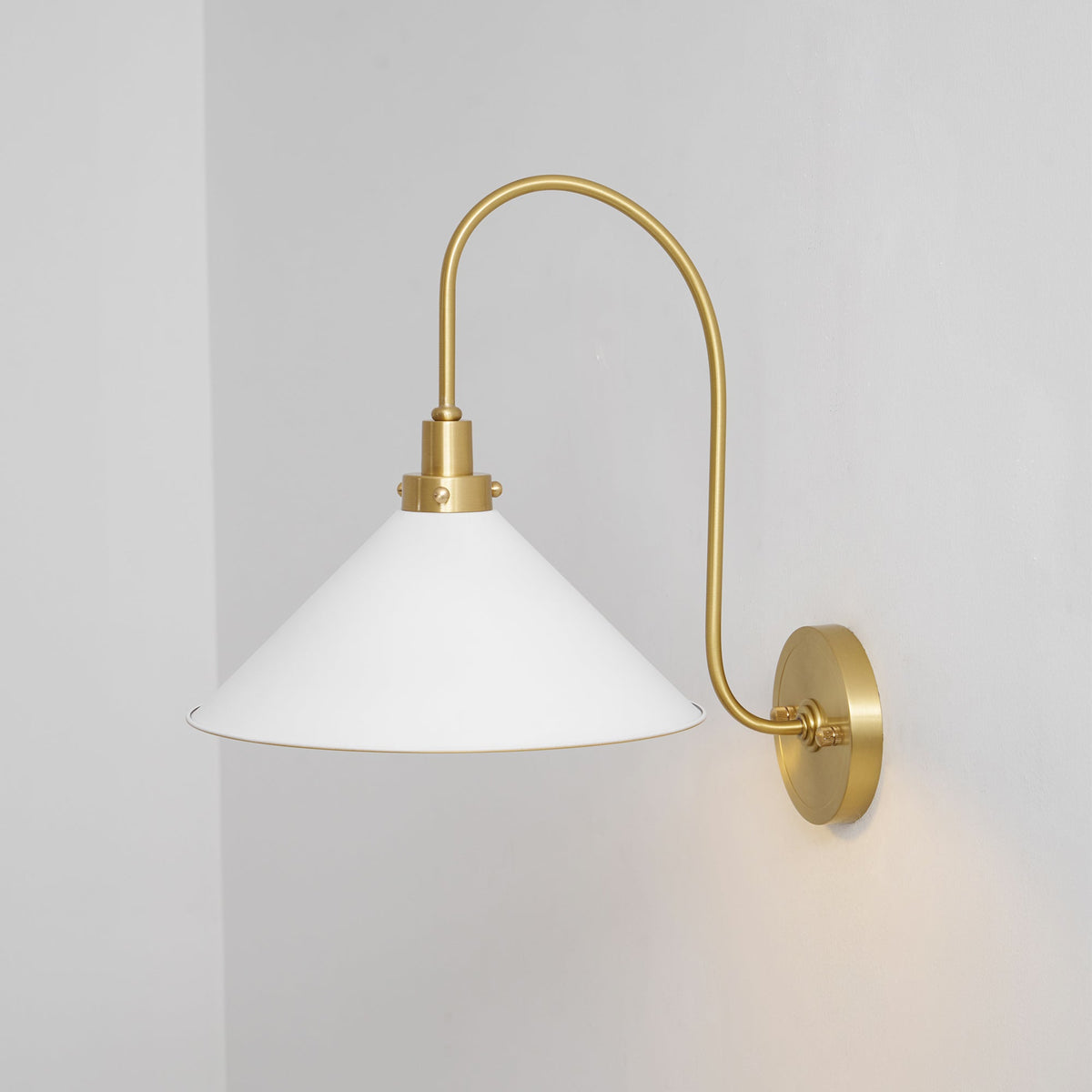 Clivedon Wall Lamp