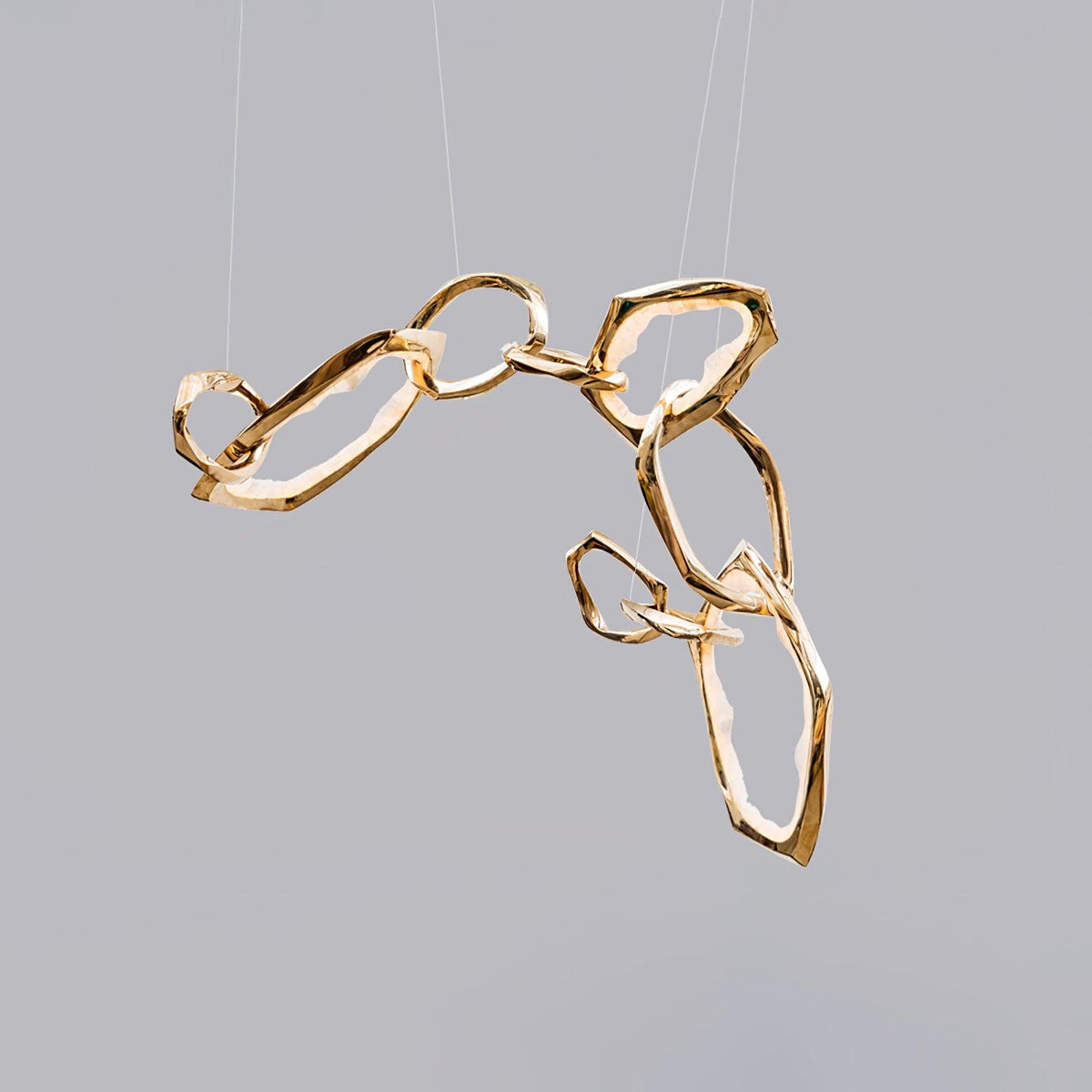 Cloud Rings Series Brass Chandelier ? 29.9″ x W 31.9″ x H 39.8″ /?Dia 76cm x W 81cm x H 101cm / Brass & White / Warm