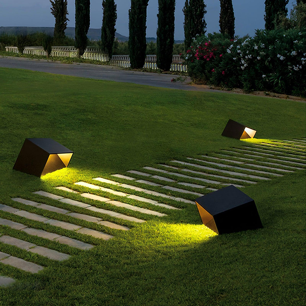 Cube Garden Outdoor Light Table lamp