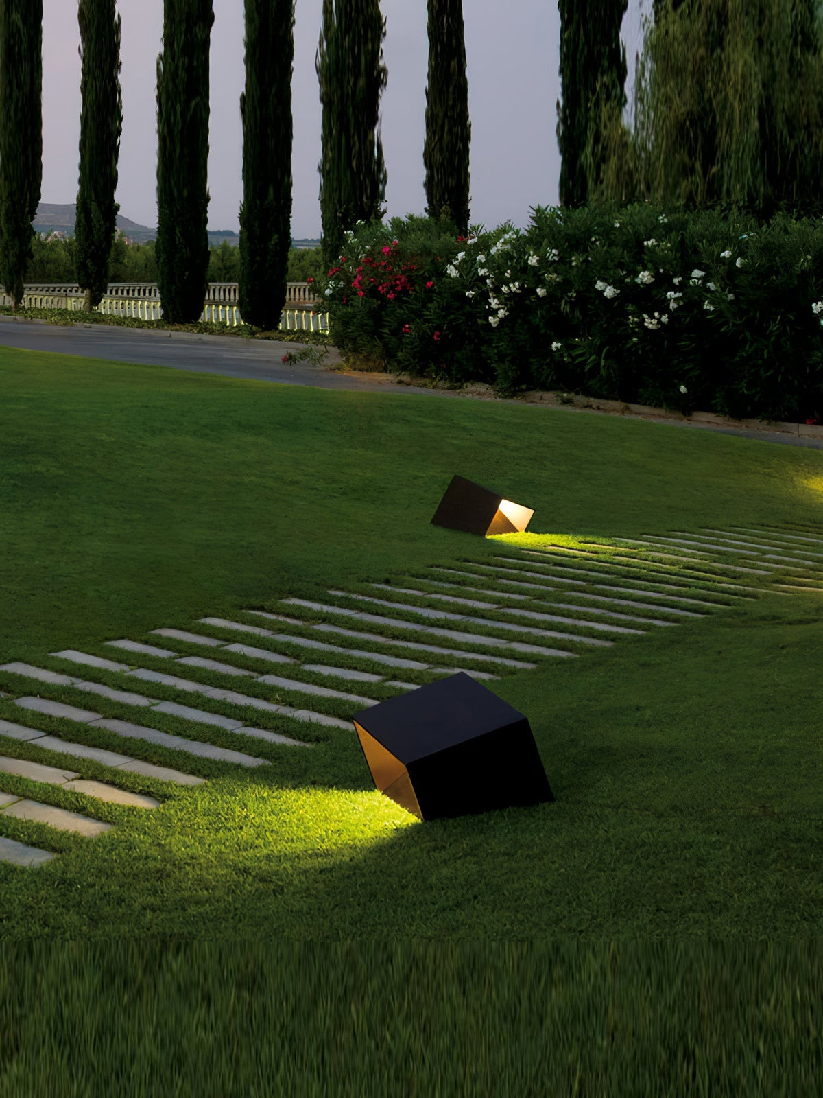 Cube Garden Outdoor Light Table lamp