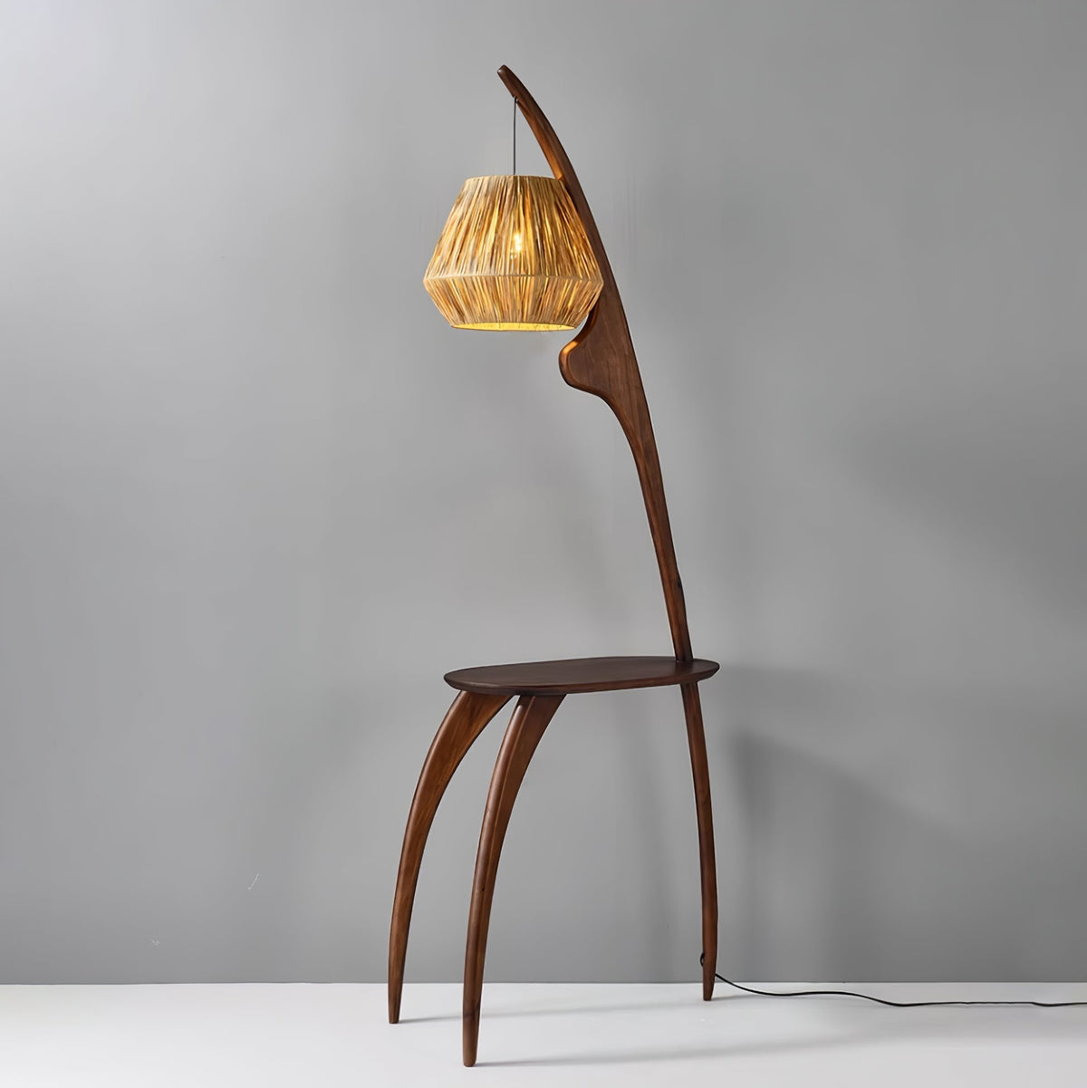 Curved Mantis Arm Floor Lamp Floor lamp