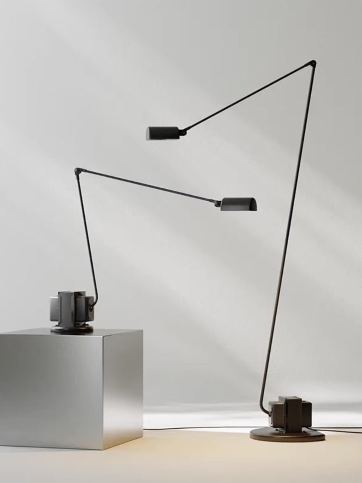 Vector Floor Lamp