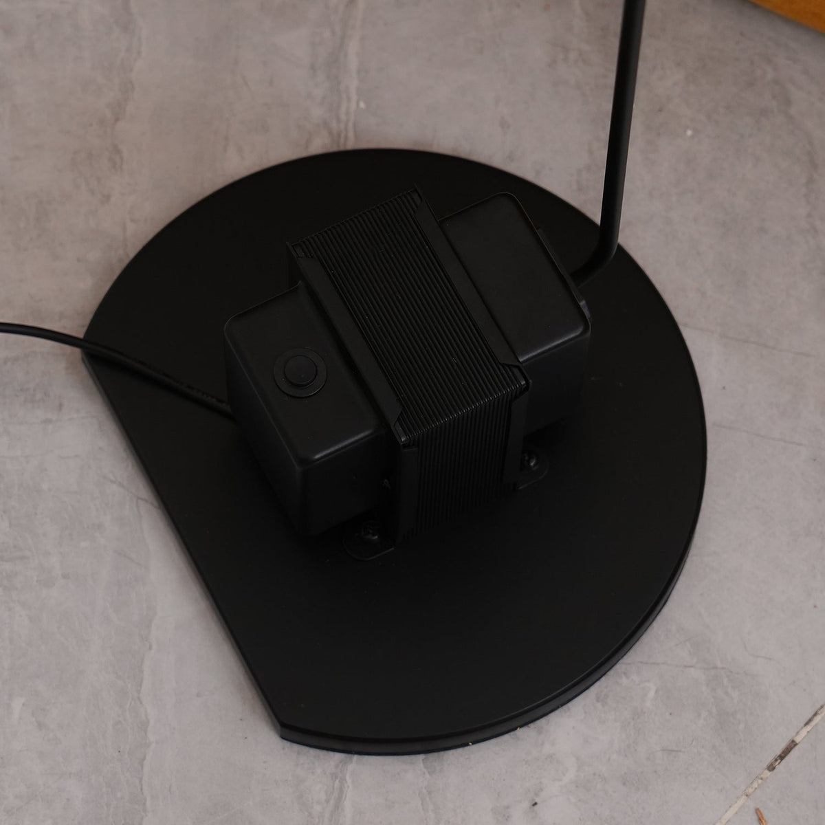 Vector Floor Lamp