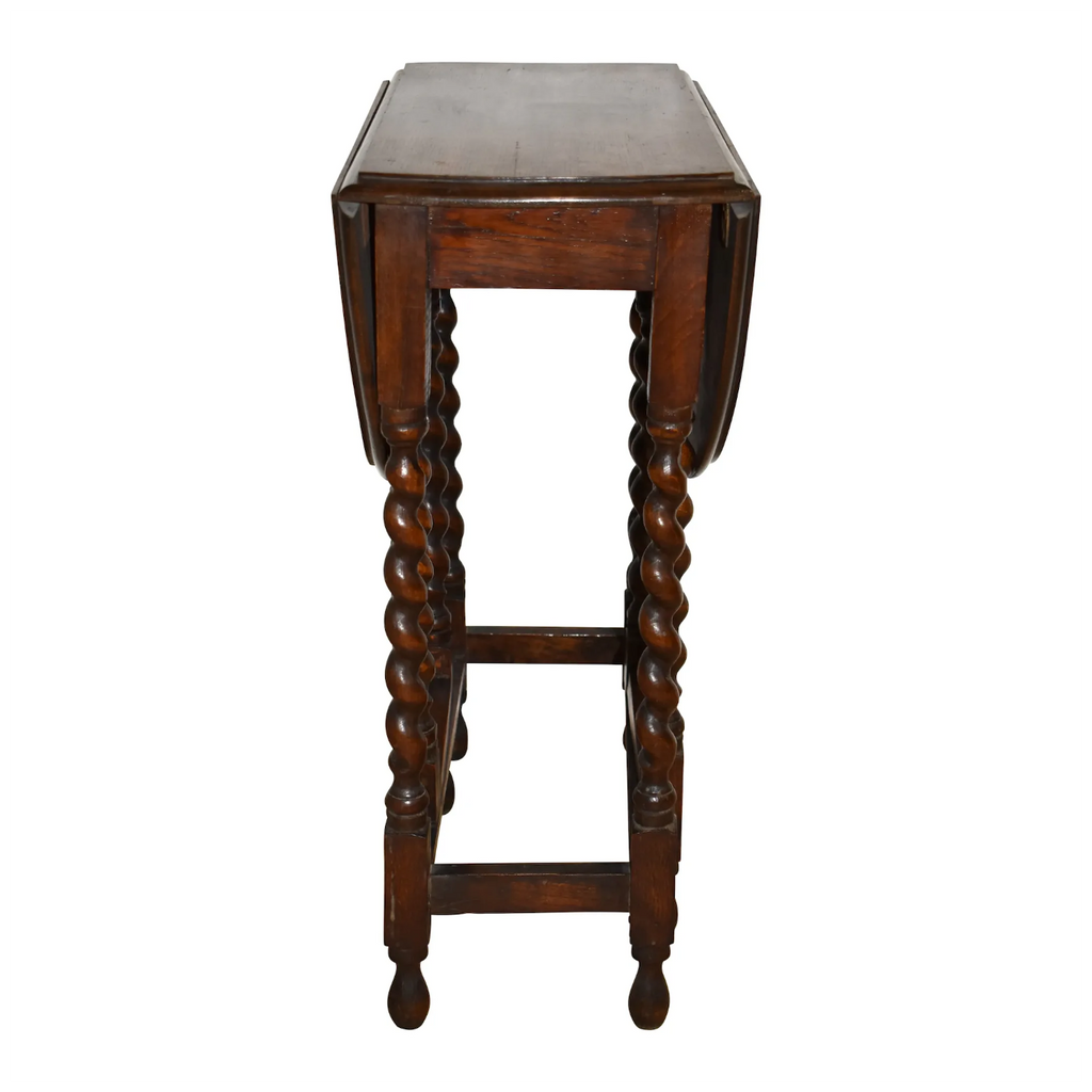 Early 20th Century Oak Gate Leg Table with Barley Twist Legs