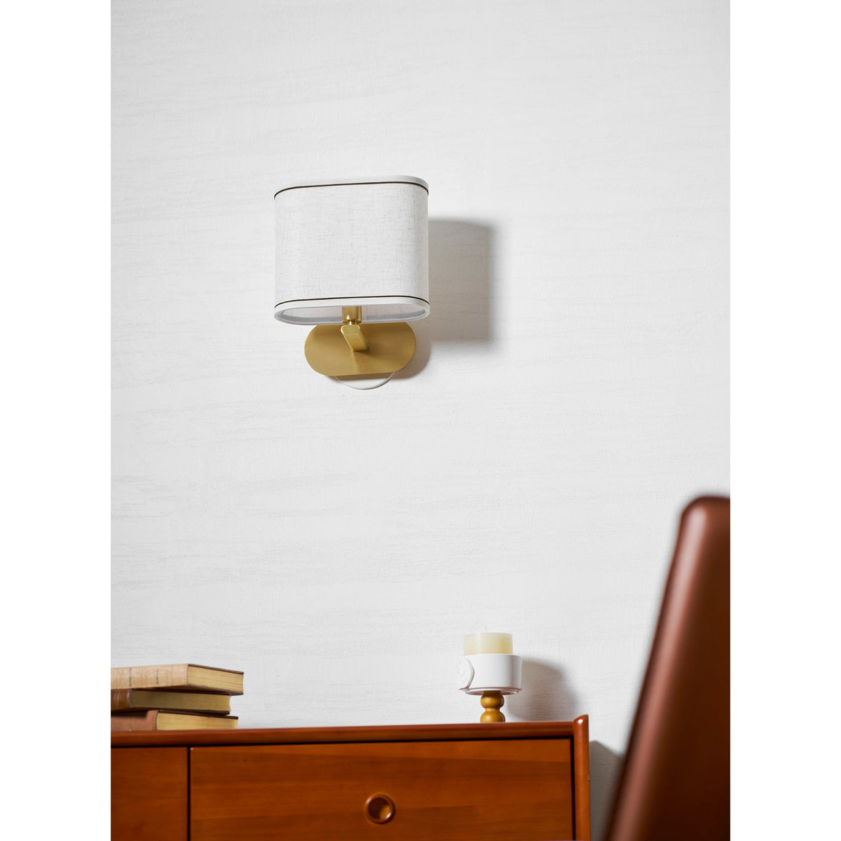 Ellara Wall Lamp