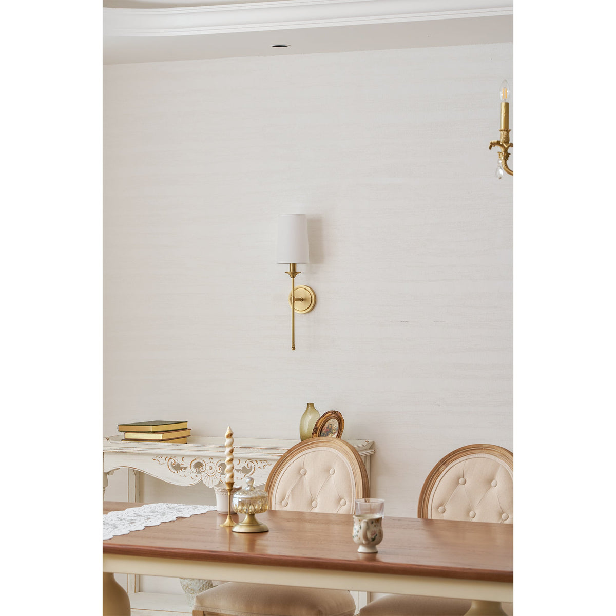 Emily Wall Lamp