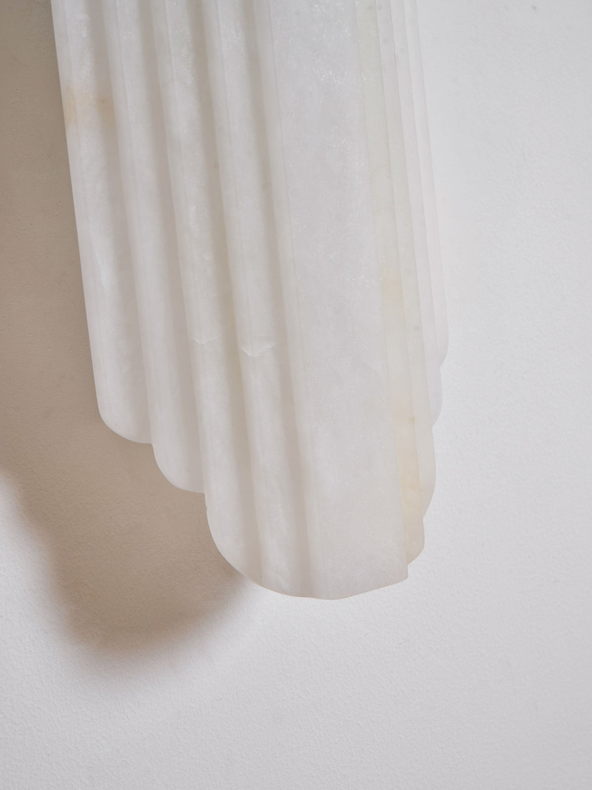 Estelle Alabaster Wall Sconce 1001 Wall lamp