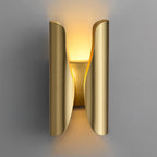 Guardian Wall Sconce W 8.3″ x H 15″ / W 21cm x H 38cm / Brushed brass Wall lamp
