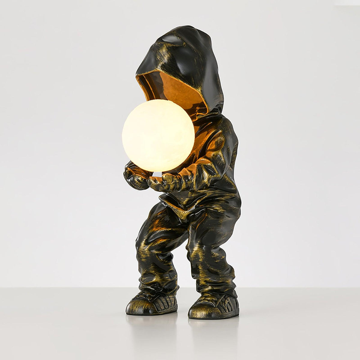 Hacker Planet Table Lamp L 7.9″ x W 6.3″ x H 15.7″ / L 20cm x W 16cm x H 40cm / Black & White / US Plug Table lamp