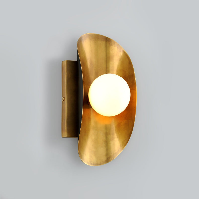 Hopper Wall Lamp