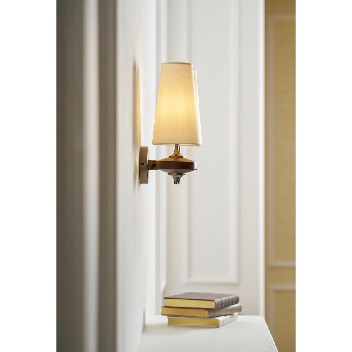 Hour Rho Wall Lamp