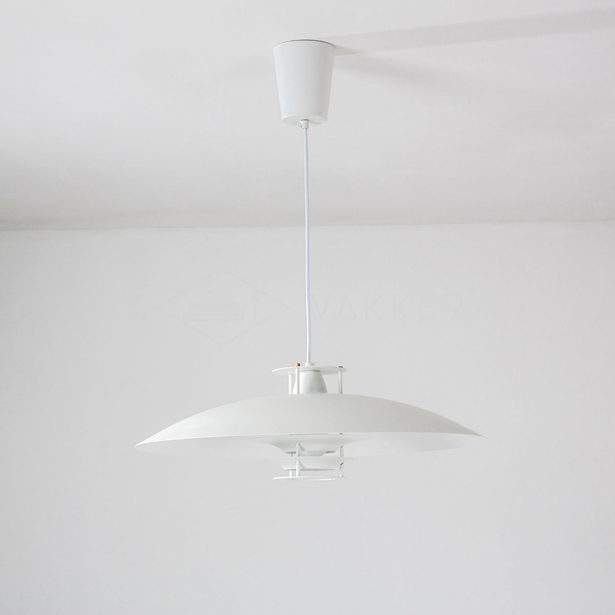 JL 341 Pendant Light ? 17.7″ x H 6.3″ / Dia 45cm x H 16cm / White Pendant light
