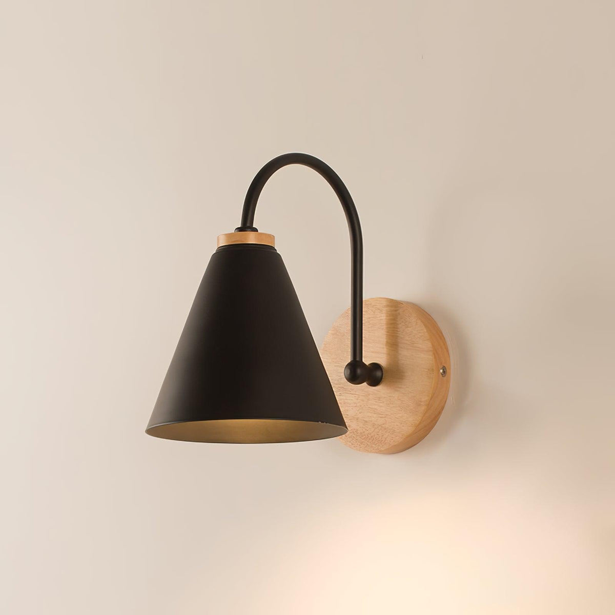 Kona Nordic Wall Lamp ? 5.9″ x H 9.4″ / Dia 15cm x H 24cm / Wooden ＆ Black Wall lamp