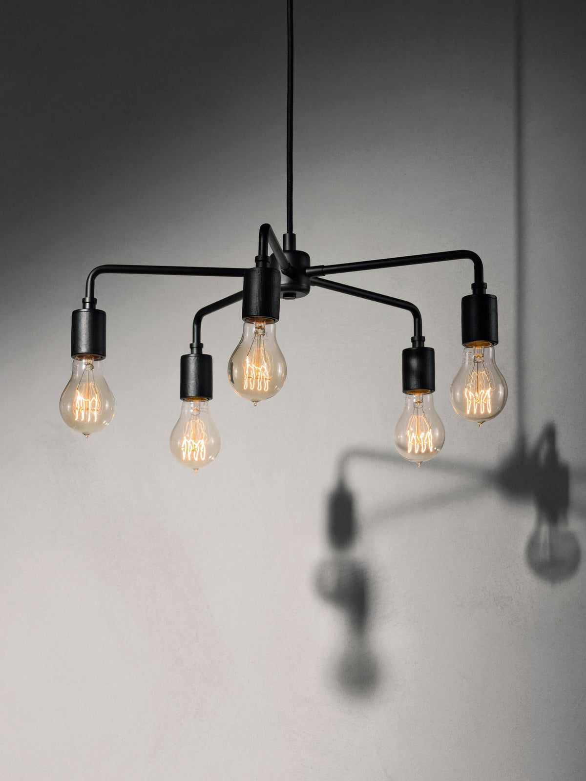 Leonard Chandelier