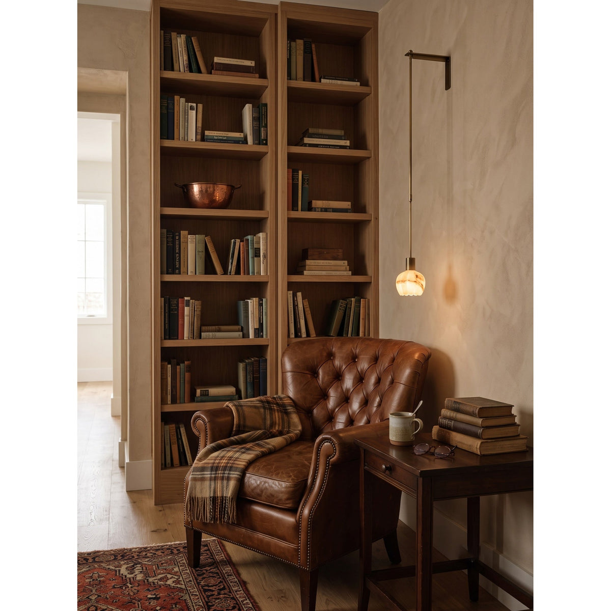 Lilin Alabaster Wall Lamp