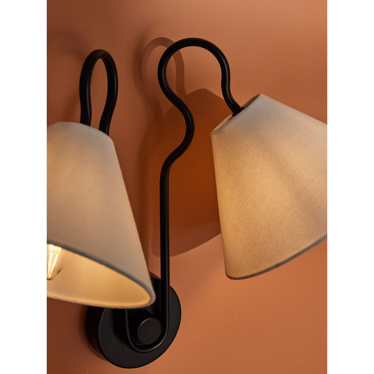 Madelyn Wall Lamp