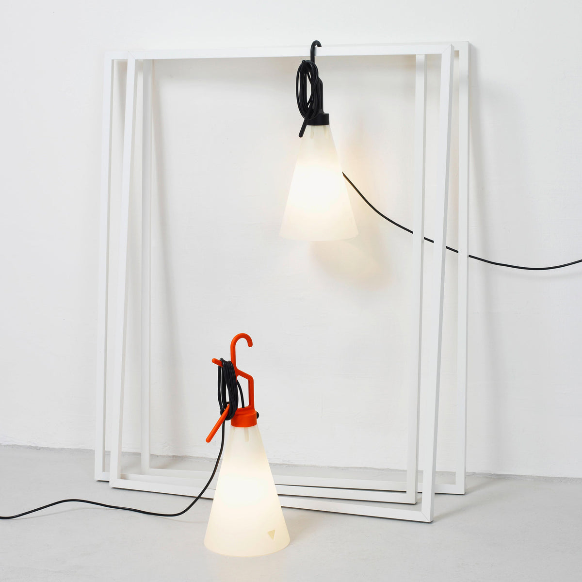 Hook Handle Table Lamp