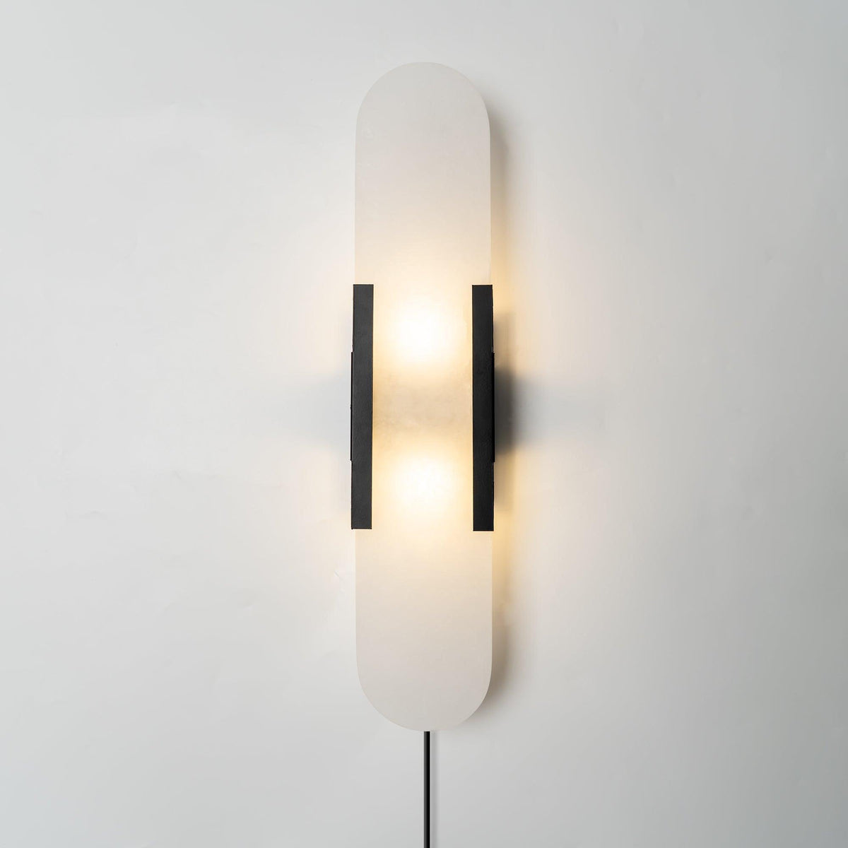 Melange Elongated Alabaster Plug-in Wall Lamp Wall lamp