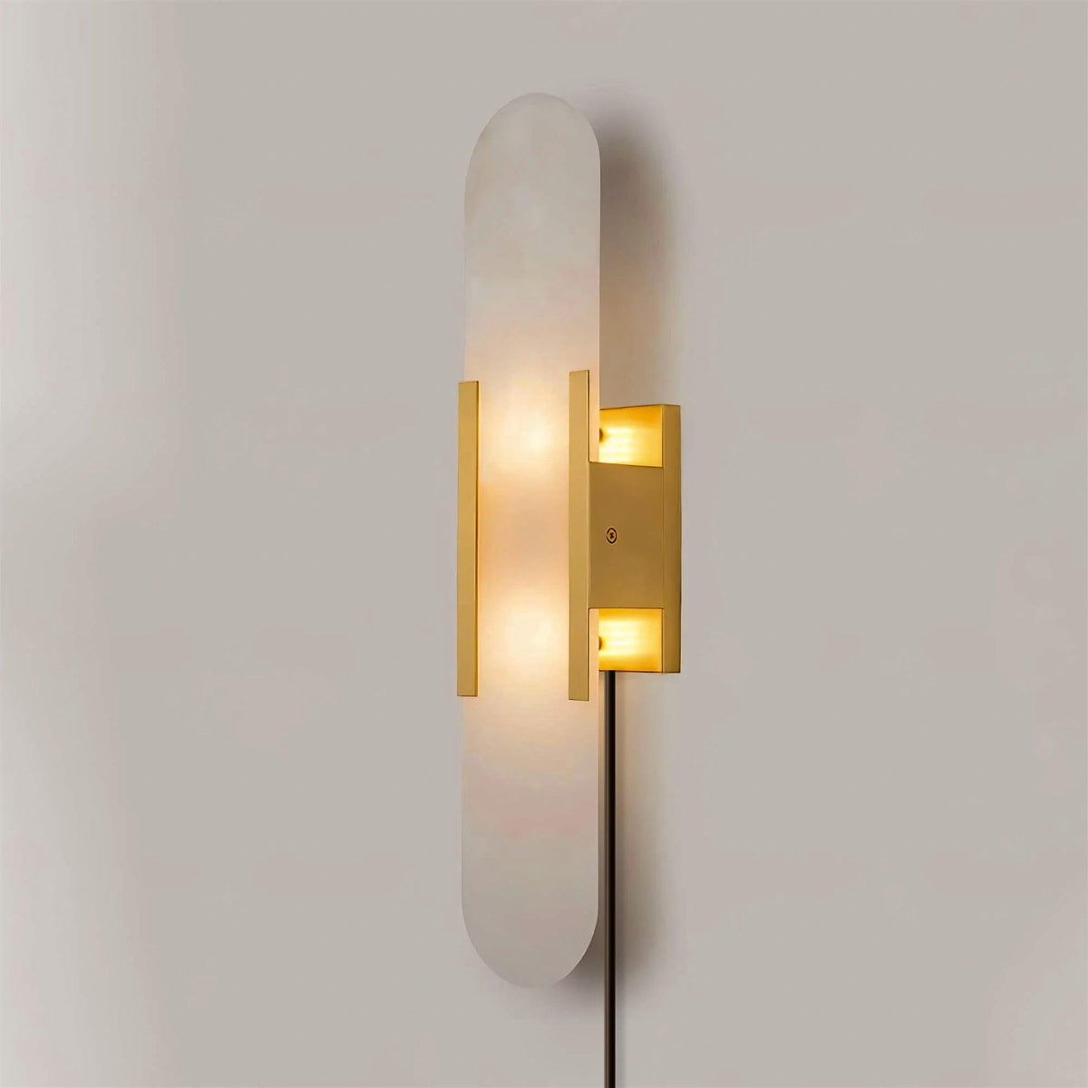 Melange Elongated Alabaster Plug-in Wall Lamp ? 3.9″ x H 19.7″ / Dia 10cm x H 50cm / Copper / US Plug Wall lamp