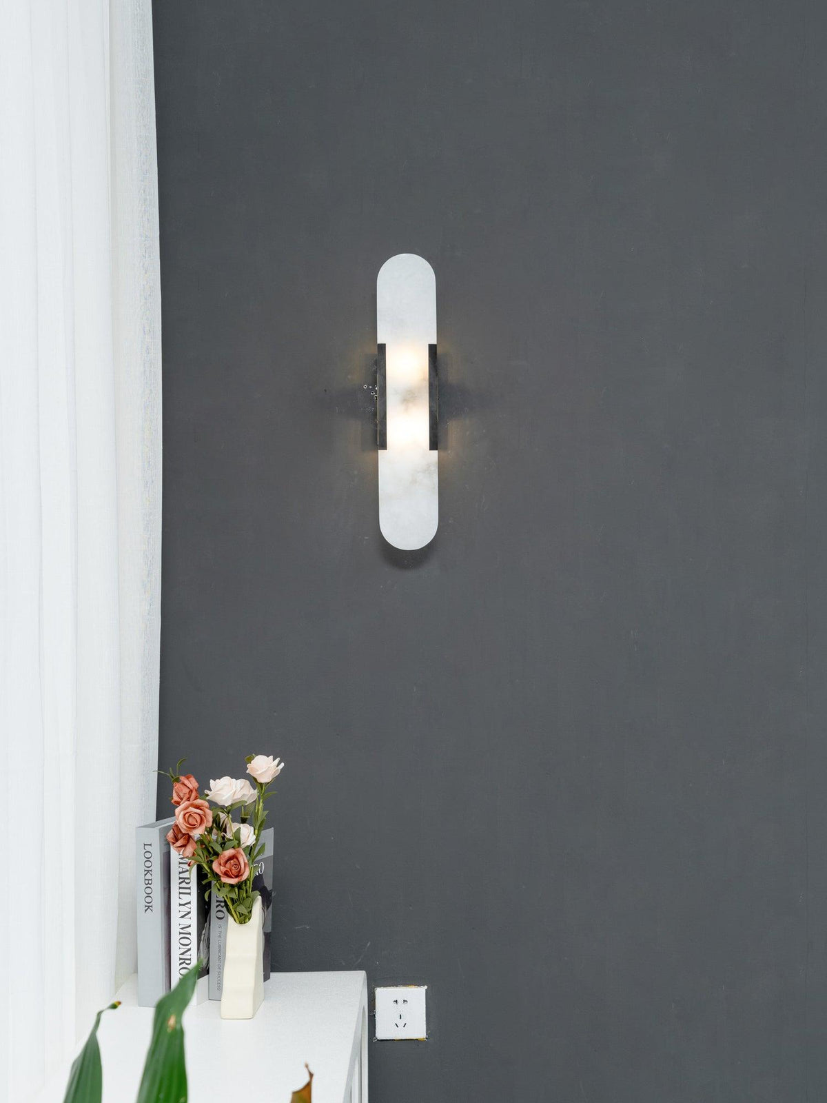 Melange Elongated Alabaster Wall Lamp Wall lamp