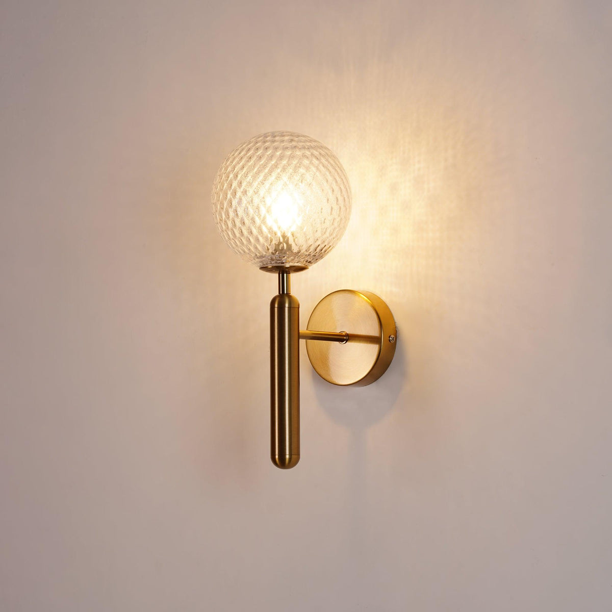Scandiluxe Wall Light ? 5.9″ x H 13.4″ / Dia 15cm x H 34cm / Brass / Clear Wall lamp