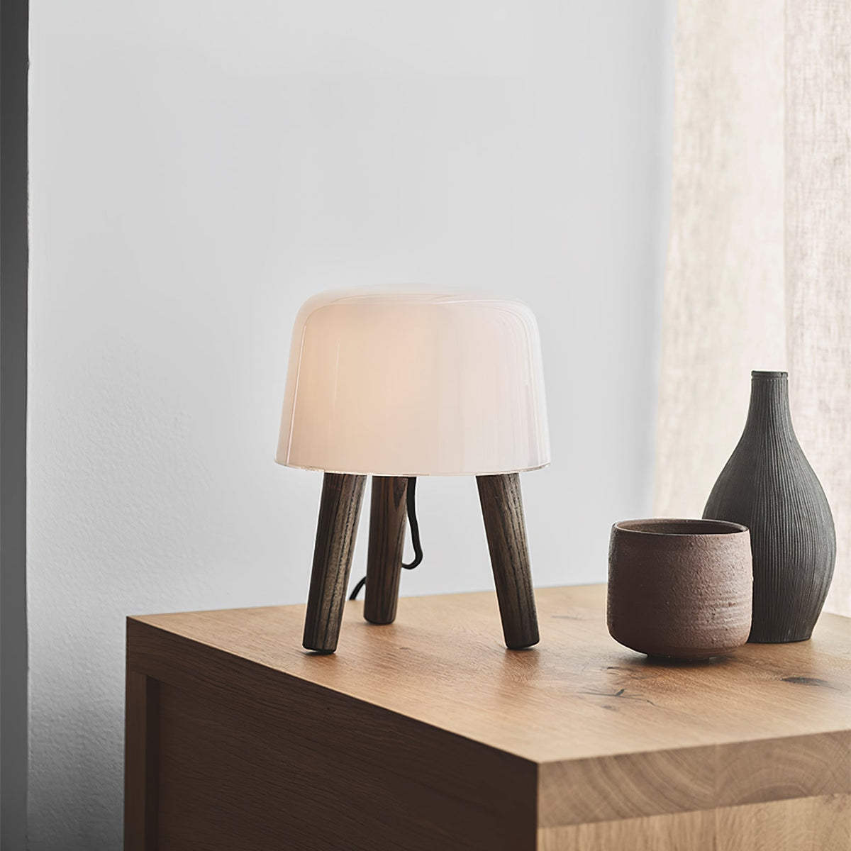 Milk Table Lamp Table lamp