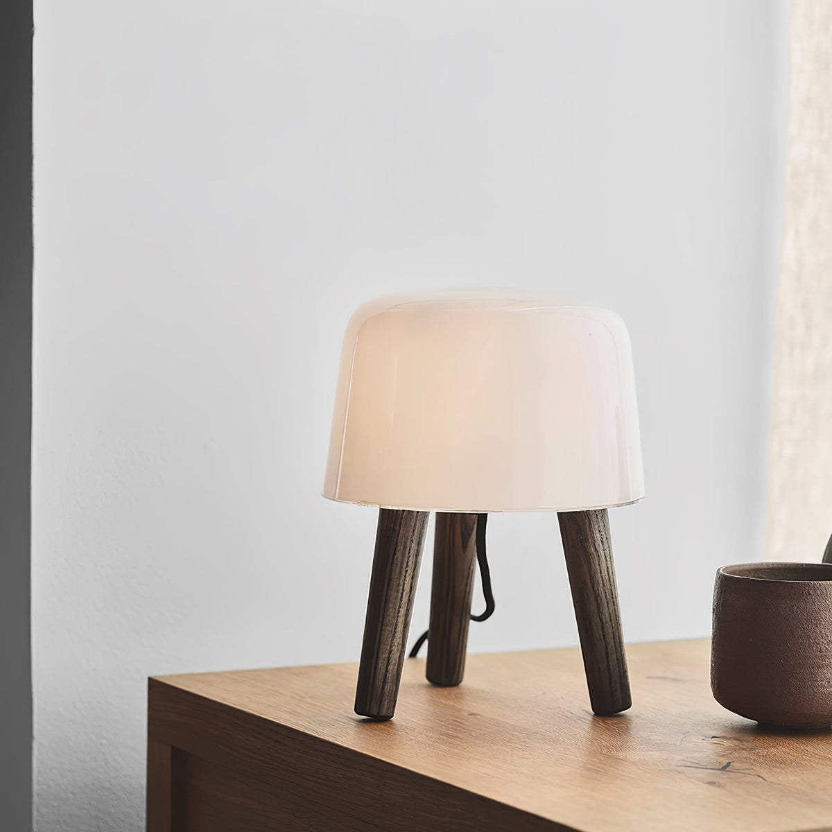 Milk Table Lamp Table lamp
