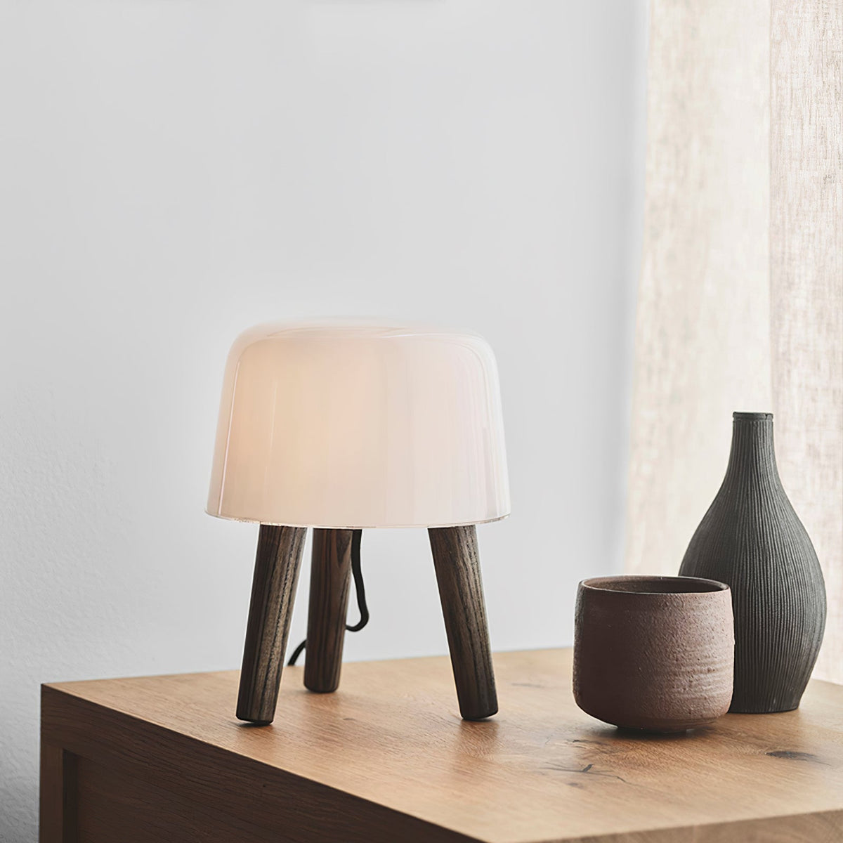 Milk Table Lamp Table lamp