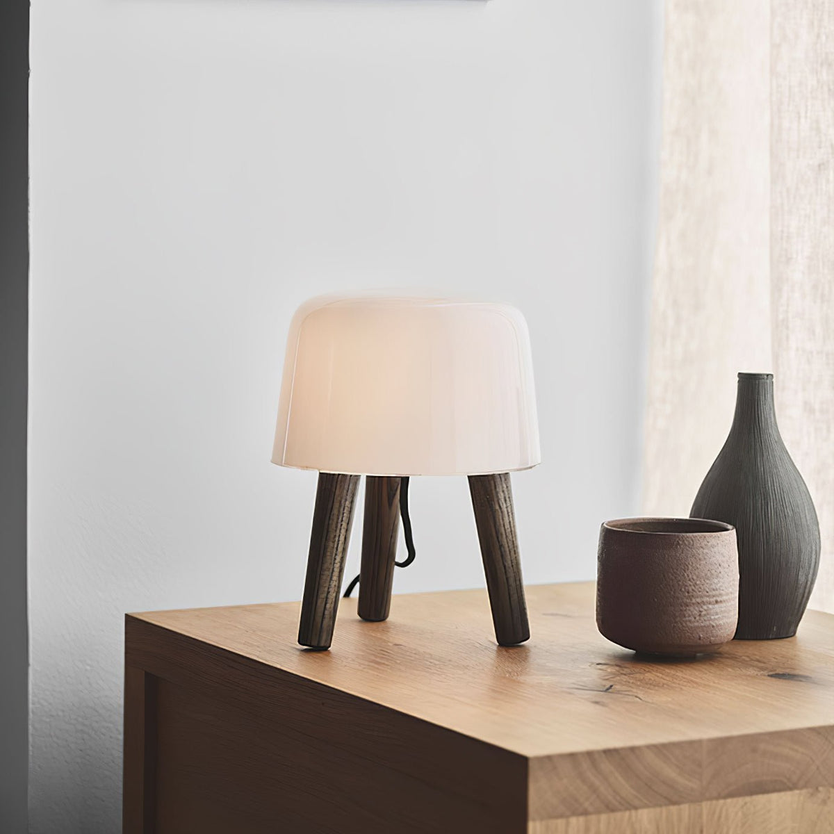 Milk Table Lamp Table lamp