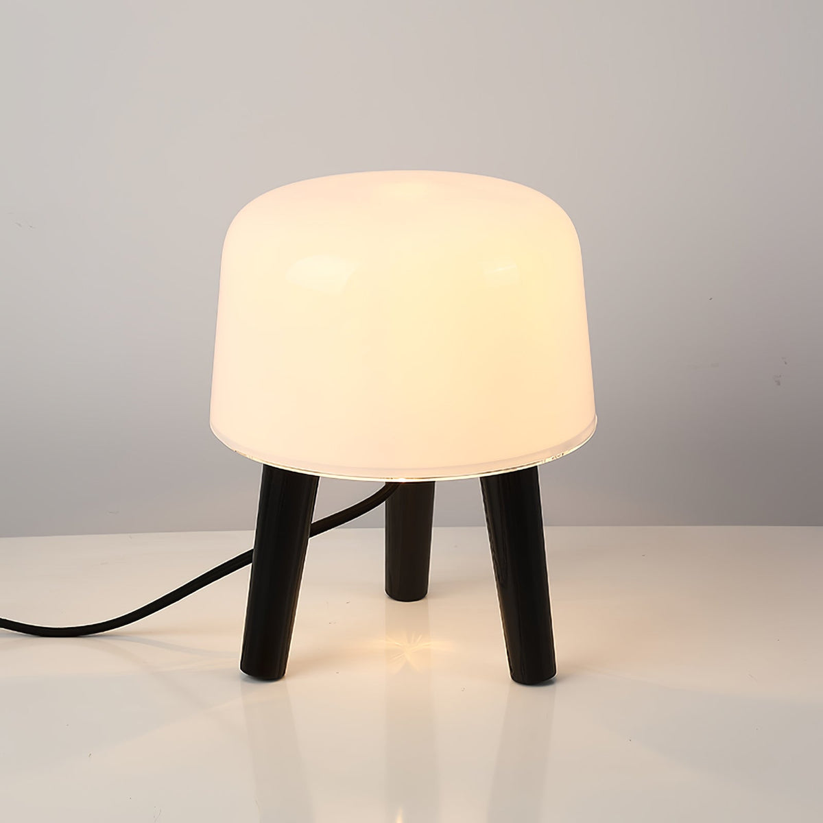 Milk Table Lamp Table lamp