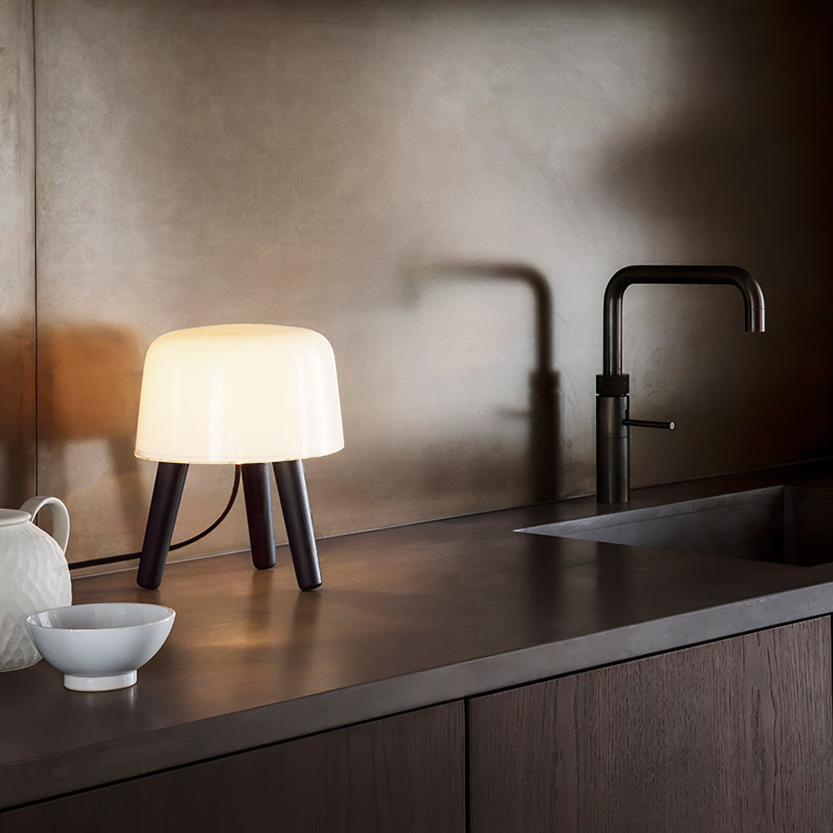 Milk Table Lamp Table lamp
