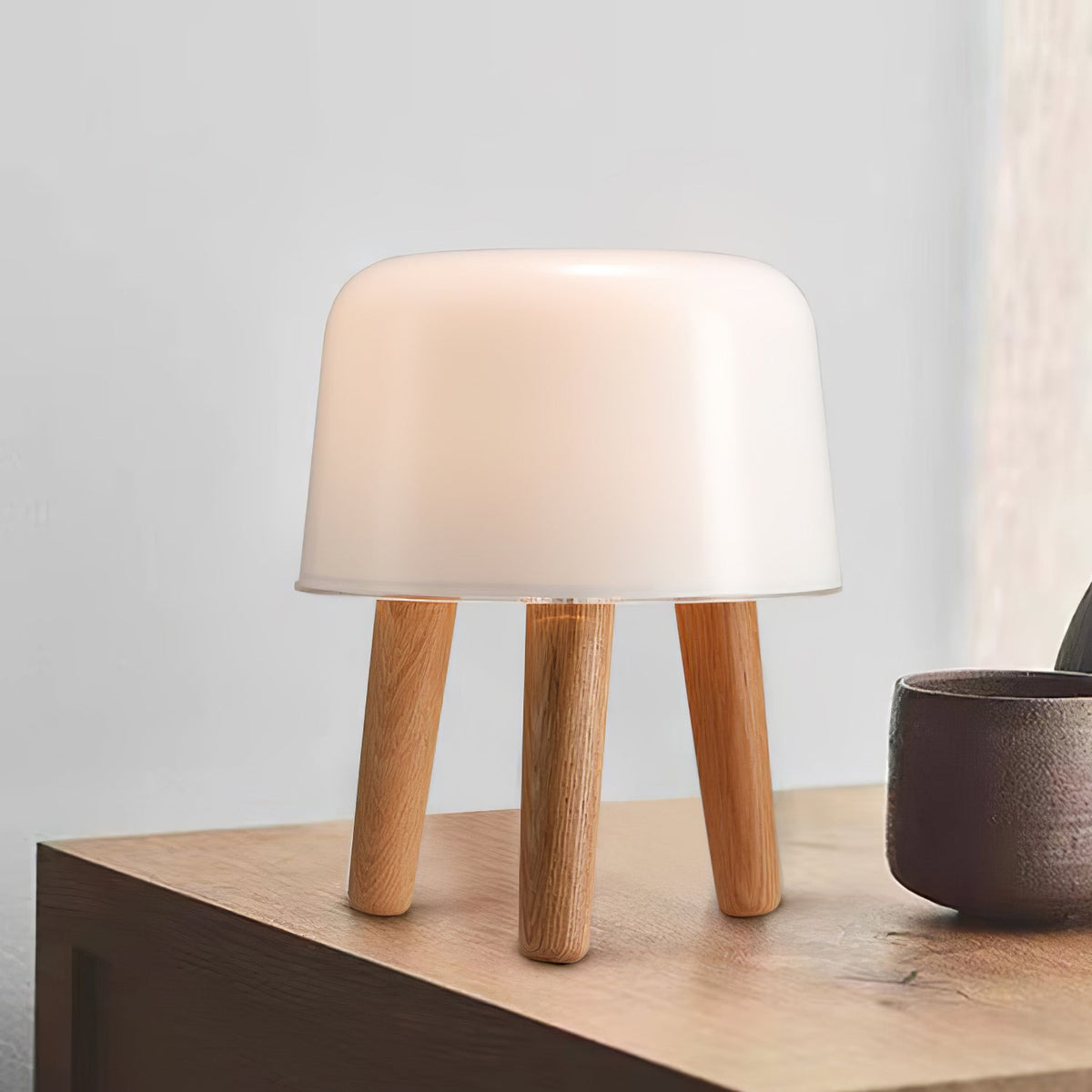 Milk Table Lamp Table lamp