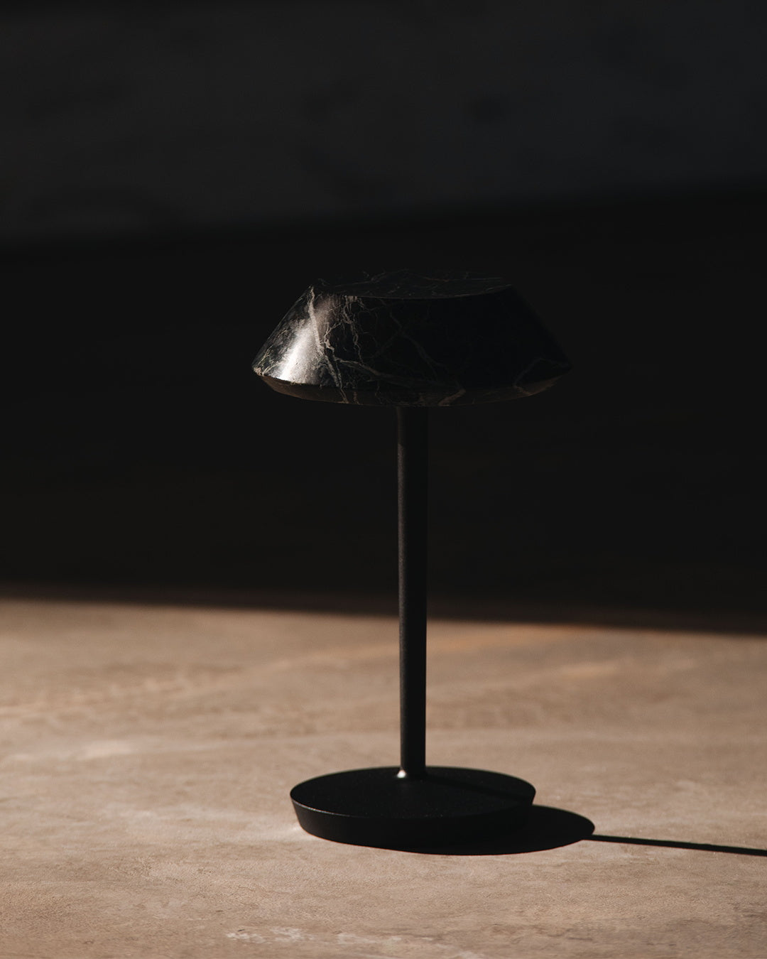 Mini Fiore Table Lamp (built-in battery)