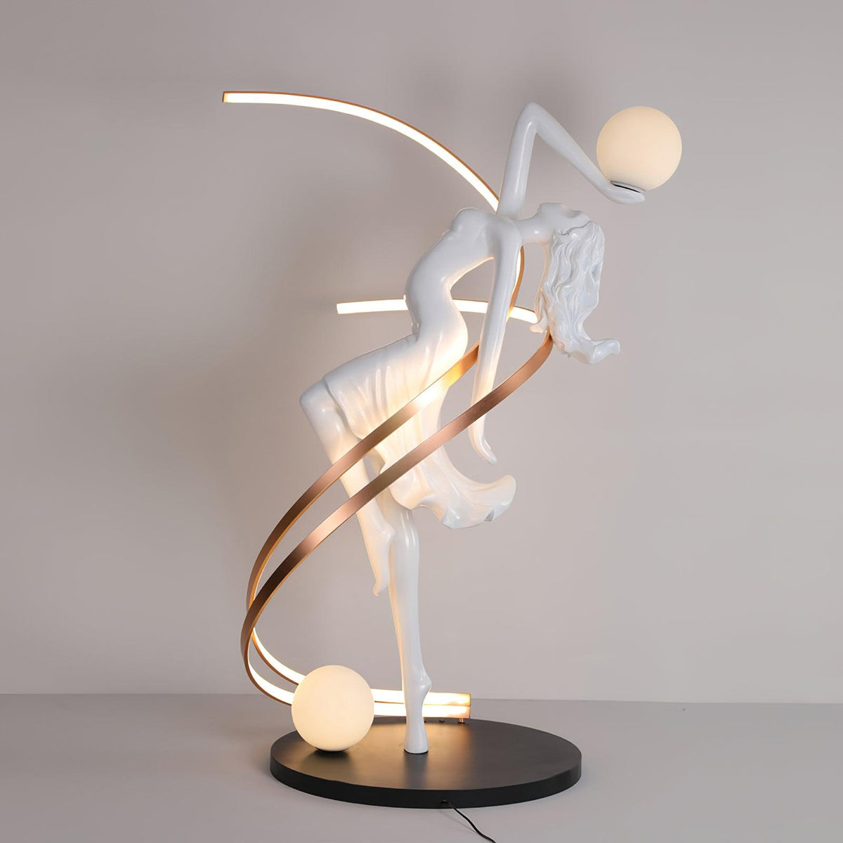 Misha Goddess Statue Floor Lamp ∅ 30.7″ x H 70″ / Dia 78cm x H 178cm / Black & White / US Plug Floor lamp