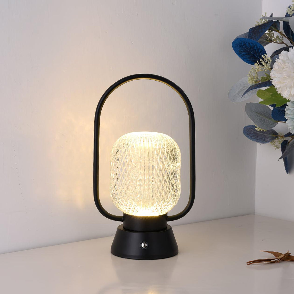 Muse Built-in Battery Table Lamp ∅ 5.5″ x H 9.4″/ Dia 14cm x H 24cm / Black / Touch switch Table lamp
