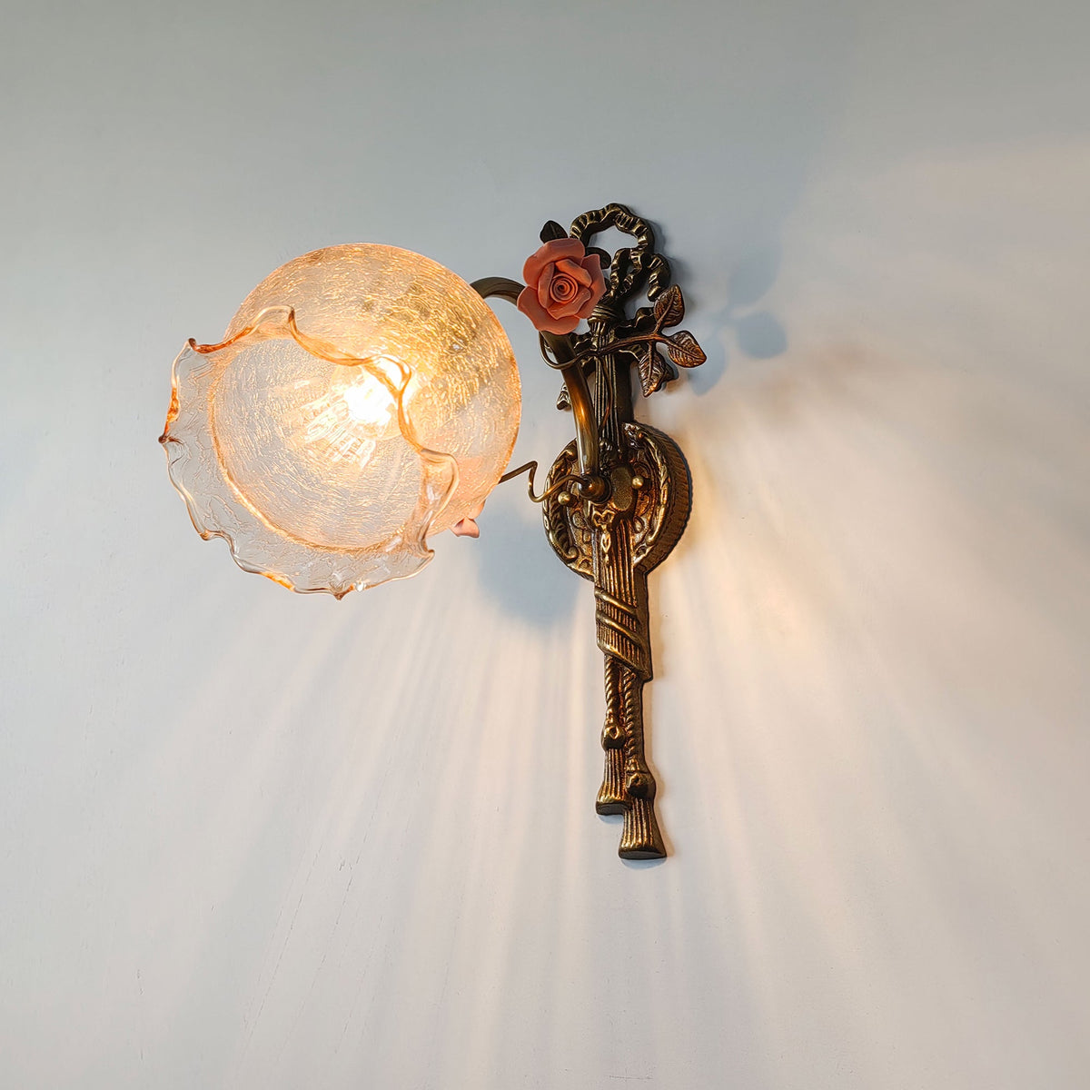 Neiman Wall Lamp